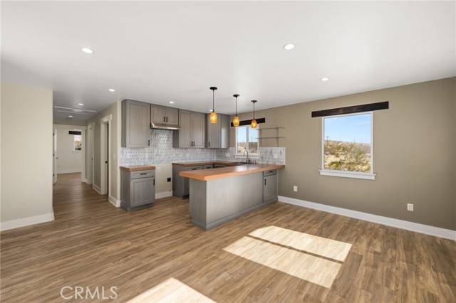 Joshua Tree, CA 92252,60785 La Brisa Drive