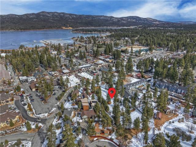 Big Bear Lake, CA 92315,725 Cameron