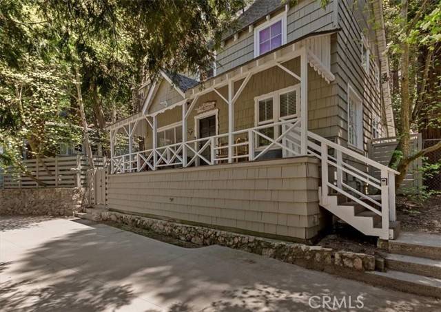 Lake Arrowhead, CA 92352,855 Lake Drive