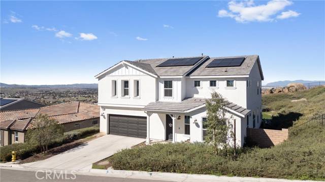 Jurupa Valley, CA 92509,5487 Golf Street
