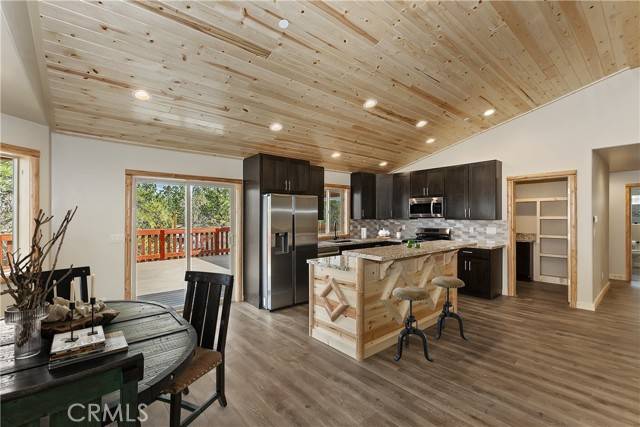 Sugarloaf, CA 92386,855 Cedar Lane