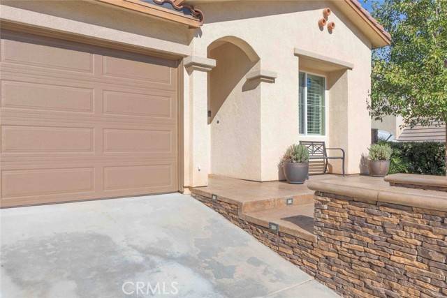 Corona, CA 92883,25499 Foxglove Lane
