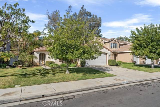 Corona, CA 92883,22847 Mountain Ash Circle