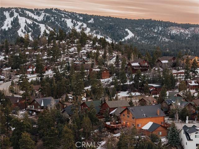Big Bear Lake, CA 92315,487 Fallen Leaf Road