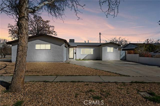 Lancaster, CA 93535,627 E Lancaster Boulevard