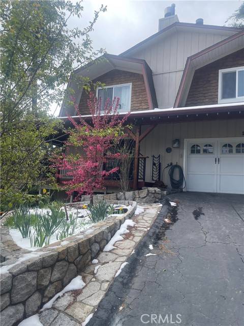 Twin Peaks, CA 92391,26509 Lake Forest Drive