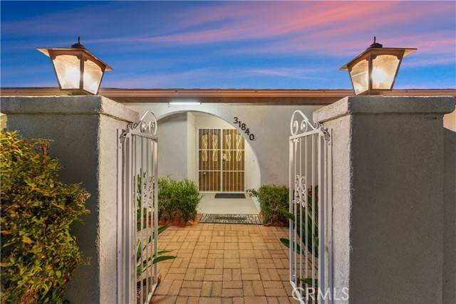 Redlands, CA 92373,31840 Florida Street