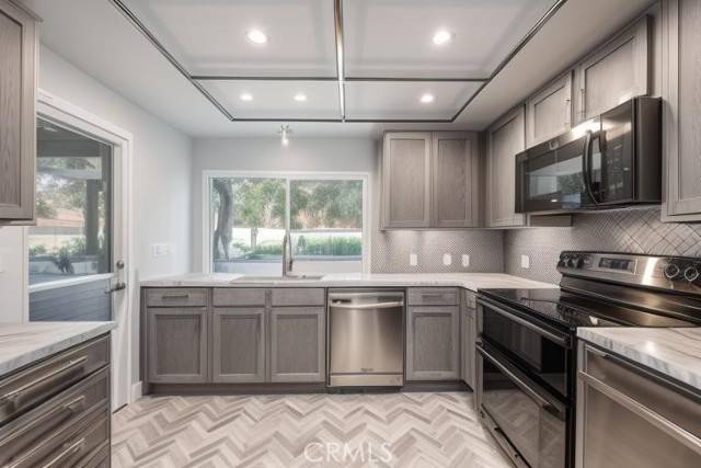 Upland, CA 91784,1021 Pebble Beach Drive