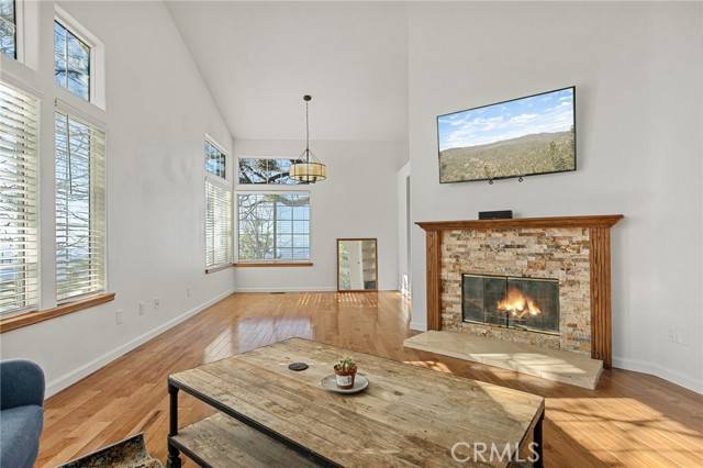 Running Springs, CA 92382,30172 Enchanted Way