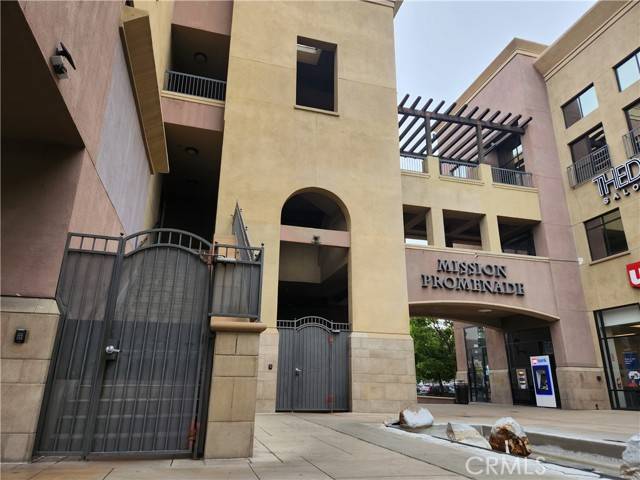 Pomona, CA 91766,101 W Mission Boulevard #306