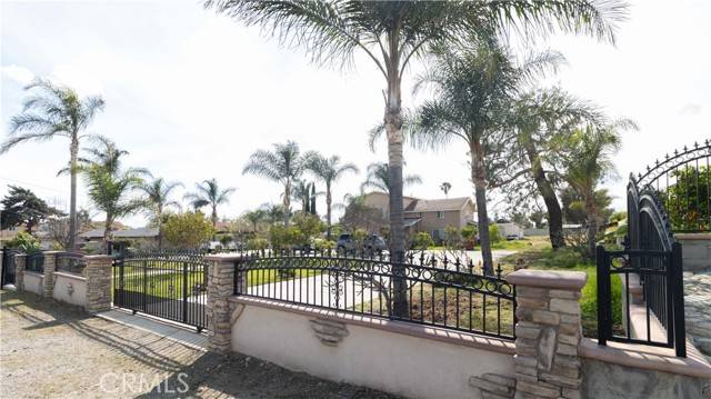 Fontana, CA 92335,9408 Poplar Avenue
