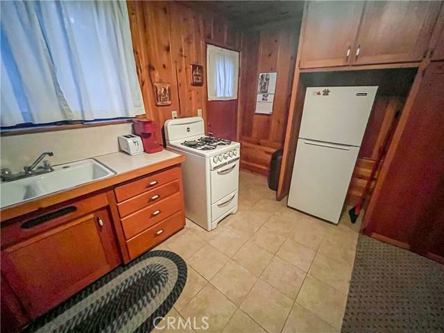 Idyllwild, CA 92549,25400 Marion Ridge Drive