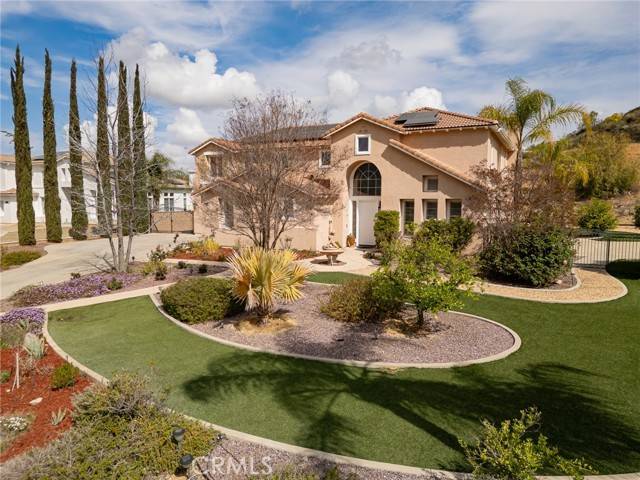 Redlands, CA 92373,952 Creek View Lane