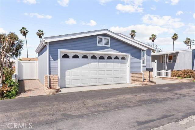 Cypress, CA 90630,9080 Bloomfield #11