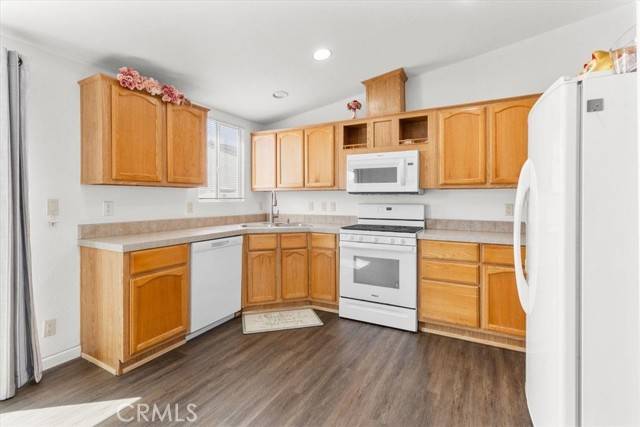 Cypress, CA 90630,9080 Bloomfield #11