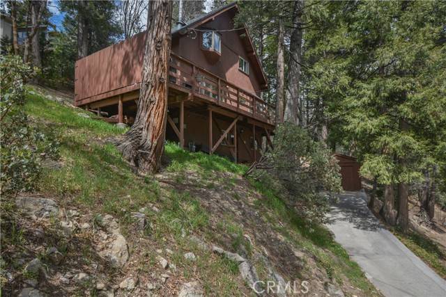Twin Peaks, CA 92391,458 Clubhouse Drive