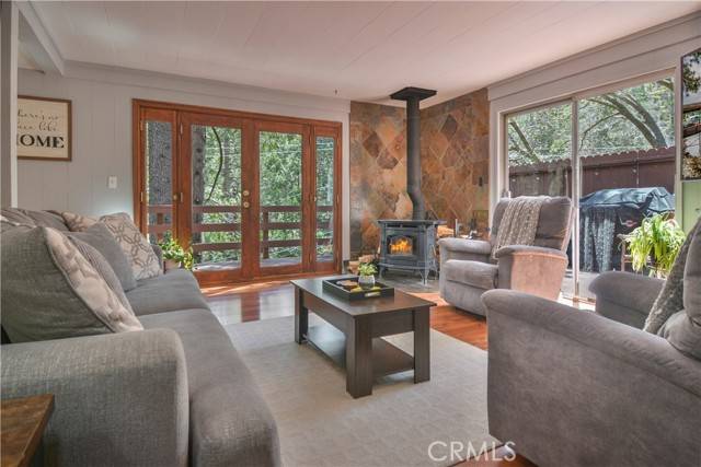 Twin Peaks, CA 92391,458 Clubhouse Drive