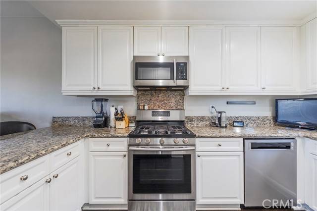 Corona, CA 92882,2848 Green River Road #103