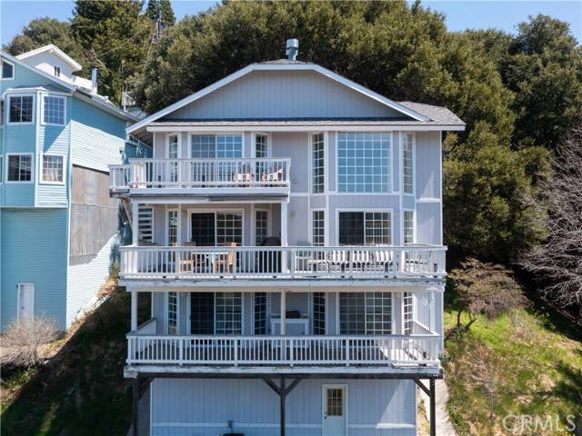Crestline, CA 92325,406 Delle Drive