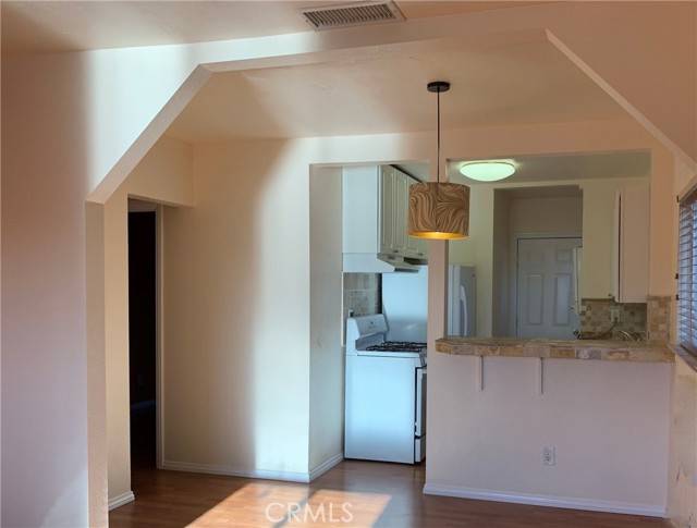 Palm Springs, CA 92264,583 S Calle Abronia
