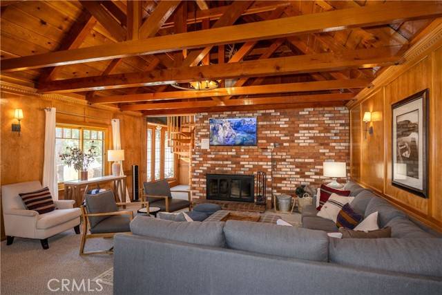 Big Bear Lake, CA 92315,40153 Lakeview Drive