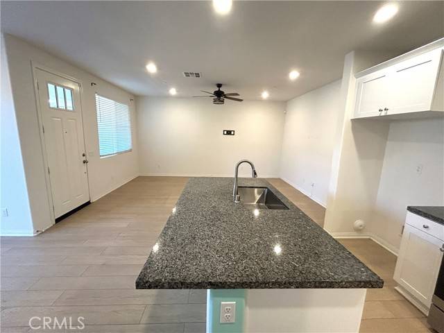 Fontana, CA 92336,16570 Wyndham Lane #6