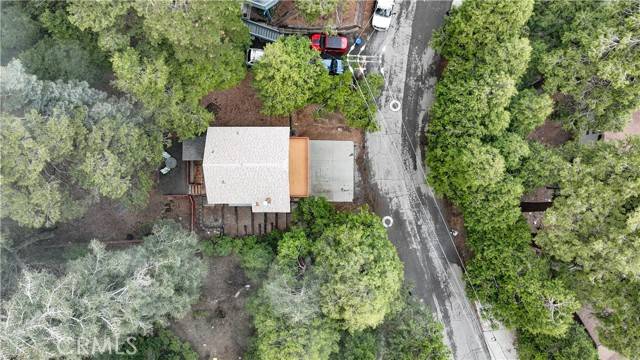 Twin Peaks, CA 92391,862 Strawberry Peak Road