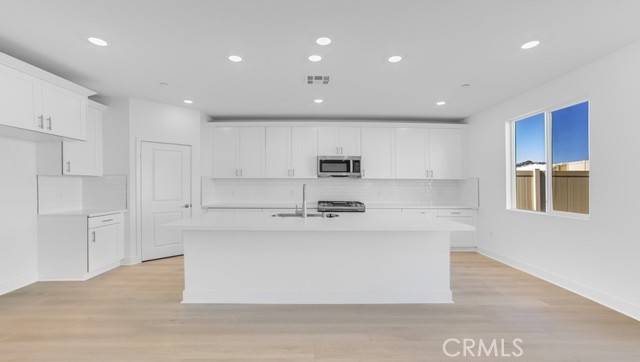 French Valley, CA 92596,33256 Rusty Court