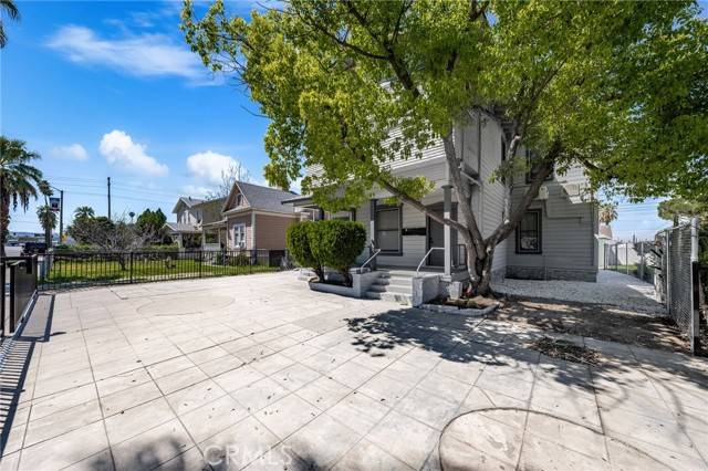 Redlands, CA 92374,927 Orange Street #1