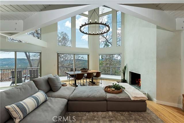 Lake Arrowhead, CA 92352,27637 St Bernard Lane