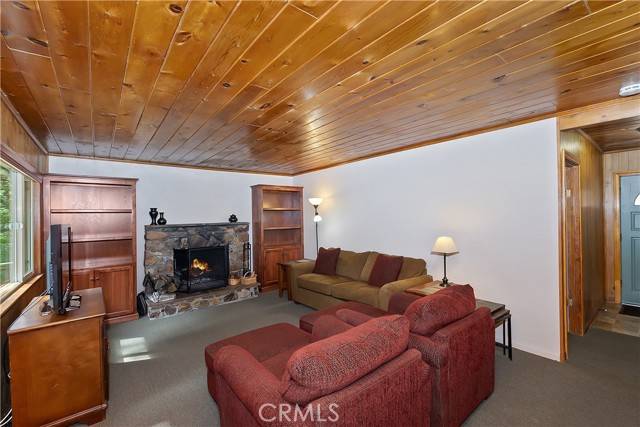 Cedarpines Park, CA 92322,408 Hartman Circle