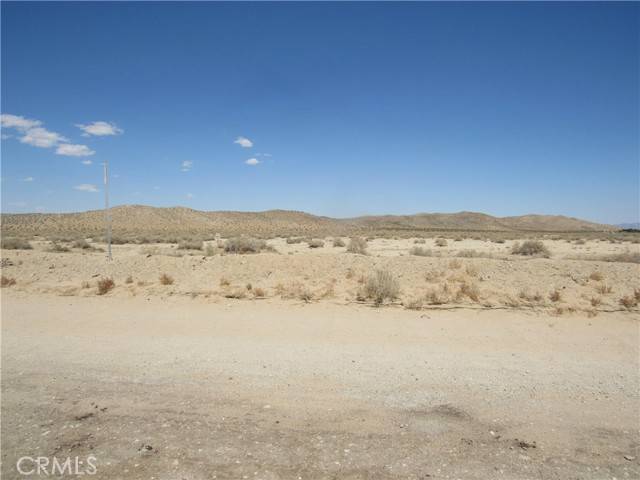 Hinkley, CA 92347,0 0497-211-32-0000 Lenwood