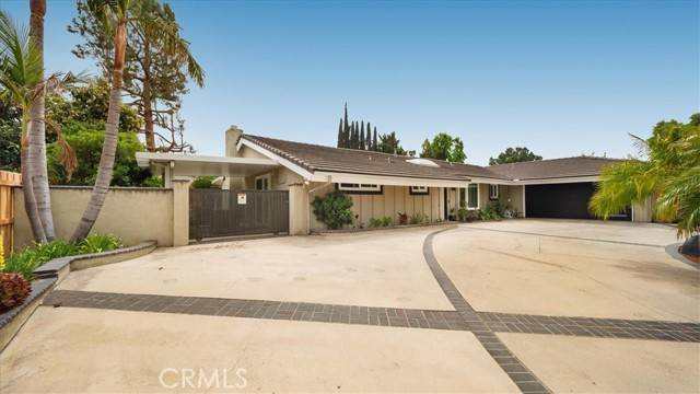 Riverside, CA 92506,2318 Elsinore Road