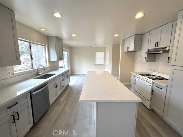 Azusa, CA 91702,521 Timberline Drive