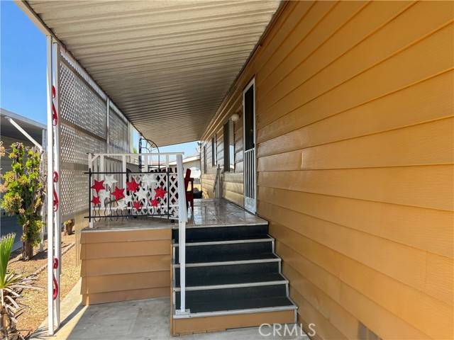Riverside, CA 92503,3500 Buchanan #24