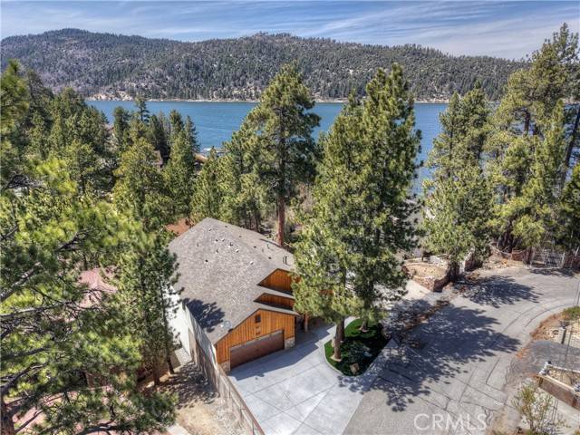 Big Bear Lake, CA 92315,39080 Waterview Drive