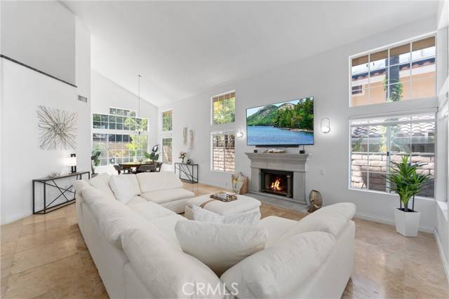 Corona, CA 92882,1720 San Alvarado Circle