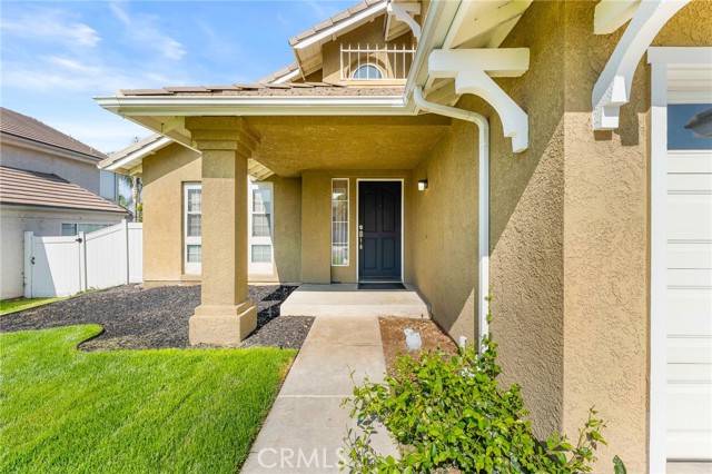 Highland, CA 92346,7768 Unicorn Way