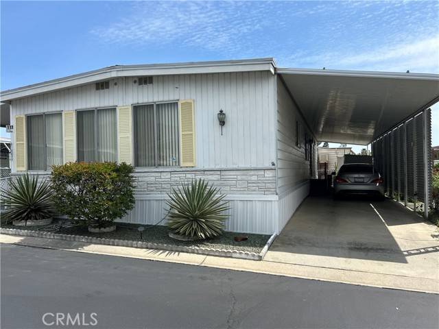 Yucaipa, CA 92399,35218 Fir #117