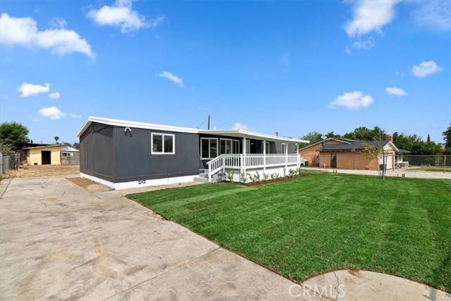 Jurupa Valley, CA 92509,5145 Poinsetta Place