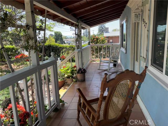 Beaumont, CA 92223,927 MASSACHUSETTS Avenue