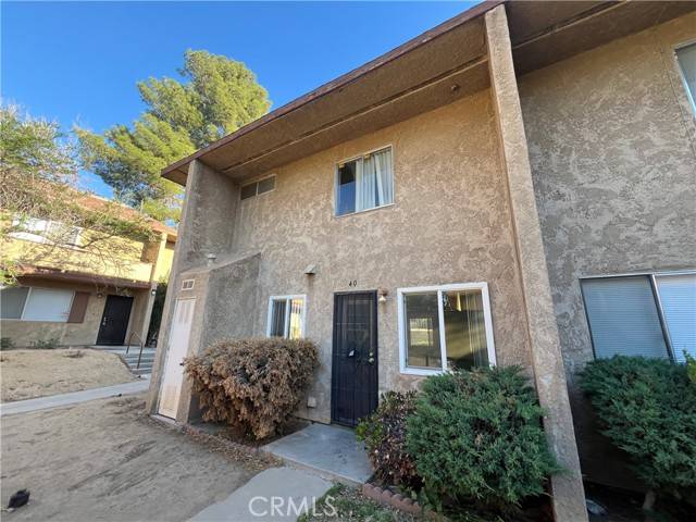 Victorville, CA 92395,14299 La Paz Drive #40