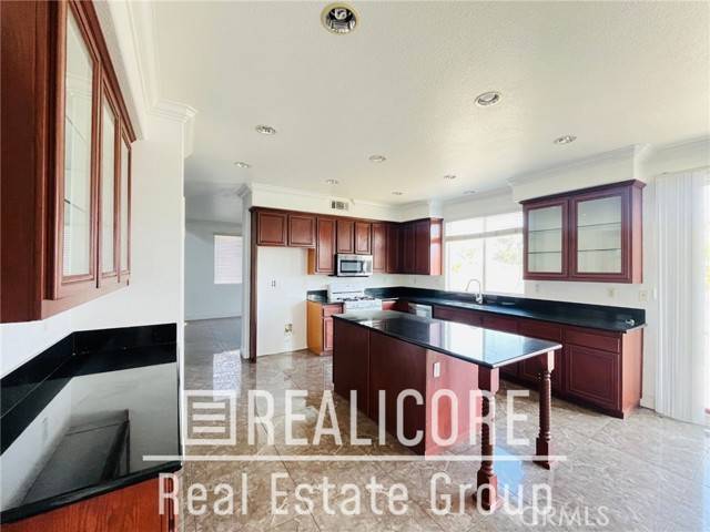 Rialto, CA 92376,405 E Lurelane Street