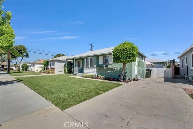 Downey, CA 90241,11213 Buell Street