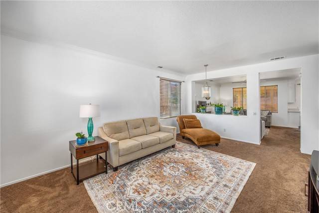 Adelanto, CA 92301,11469 Autumn Street