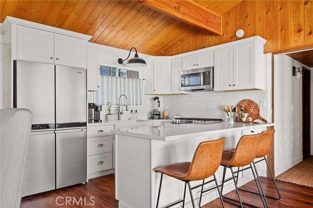 Running Springs, CA 92382,2511 Catalina Drive