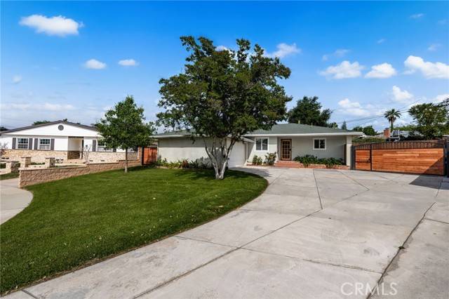 Redlands, CA 92373,727 Esther Way