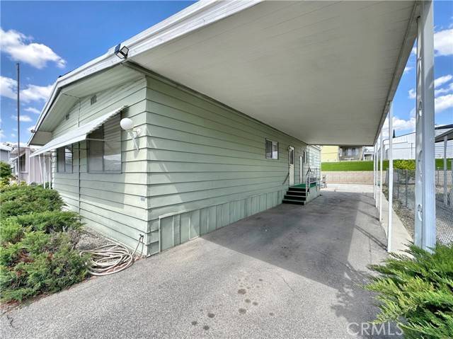 Yucaipa, CA 92399,12582 2nd #35