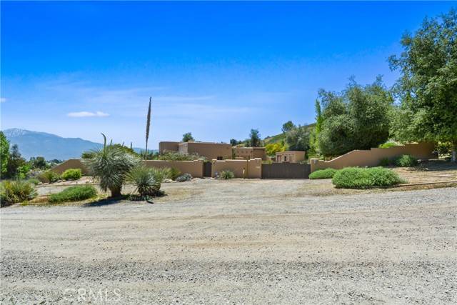 Banning, CA 92220,42925 Hillrise Road