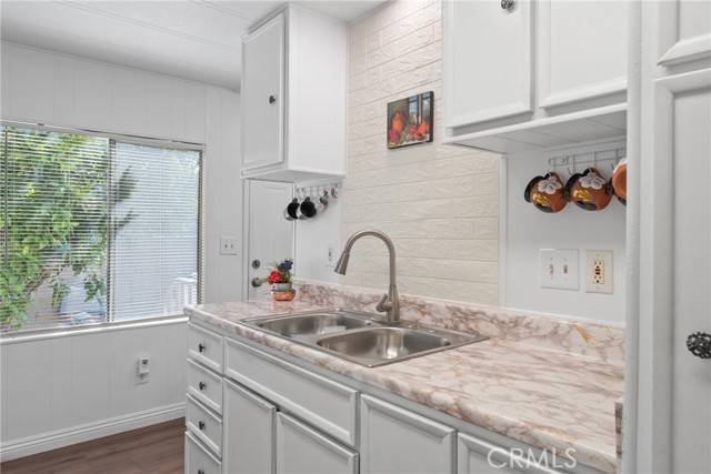Riverside, CA 92503,3700 Buchanan #4